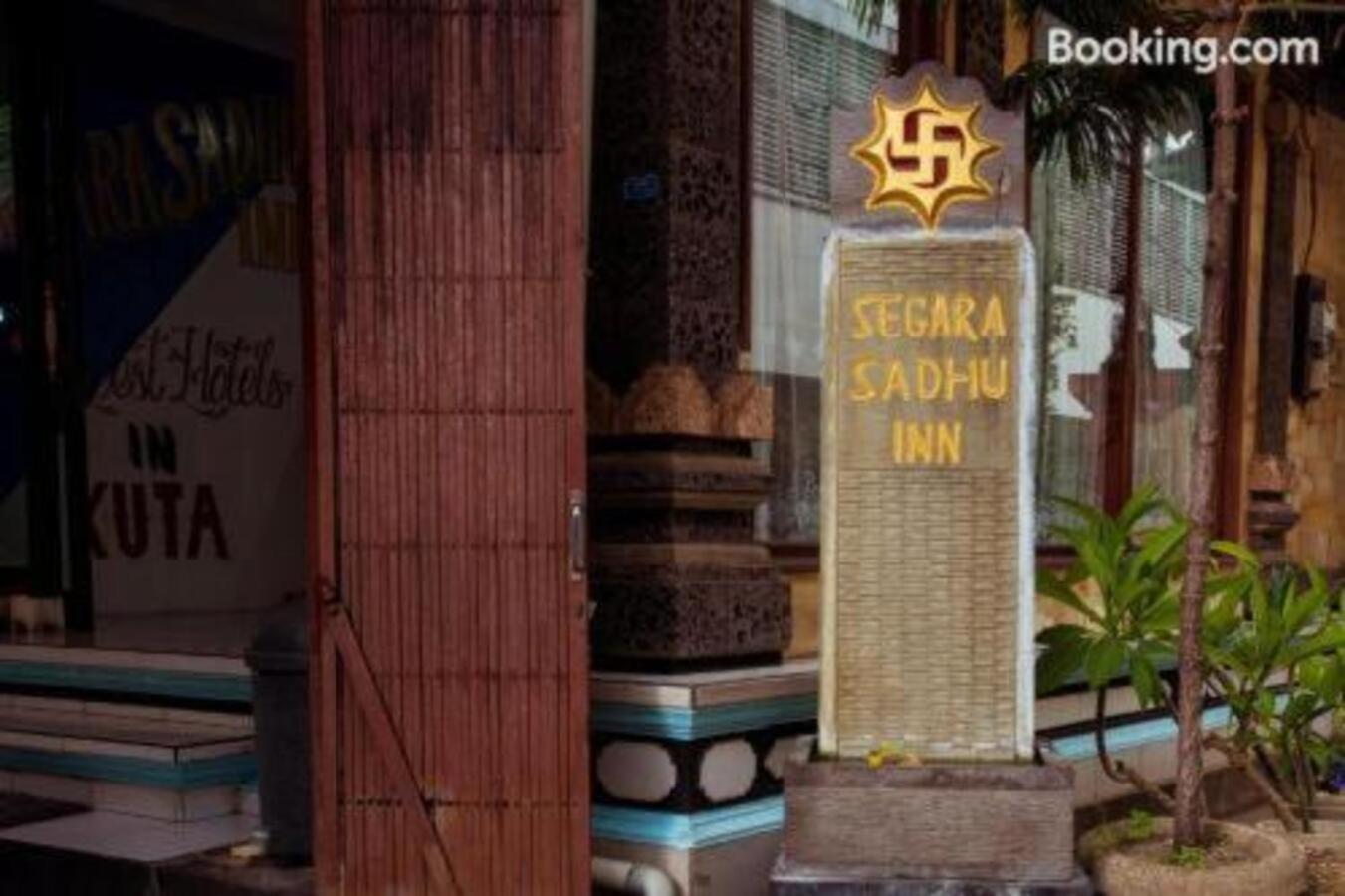 Segara Sadhu Inn Kuta By Ecommerceloka Exterior foto