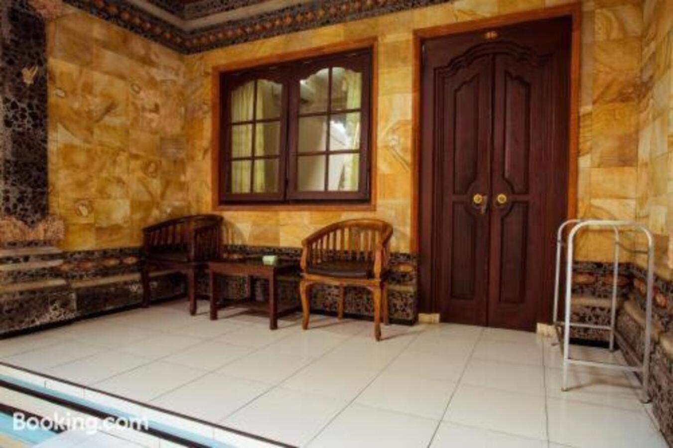 Segara Sadhu Inn Kuta By Ecommerceloka Exterior foto