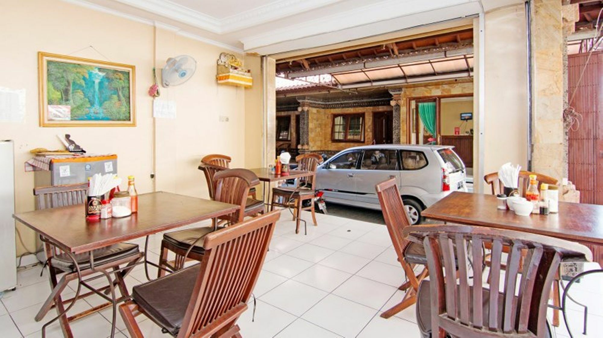 Segara Sadhu Inn Kuta By Ecommerceloka Exterior foto